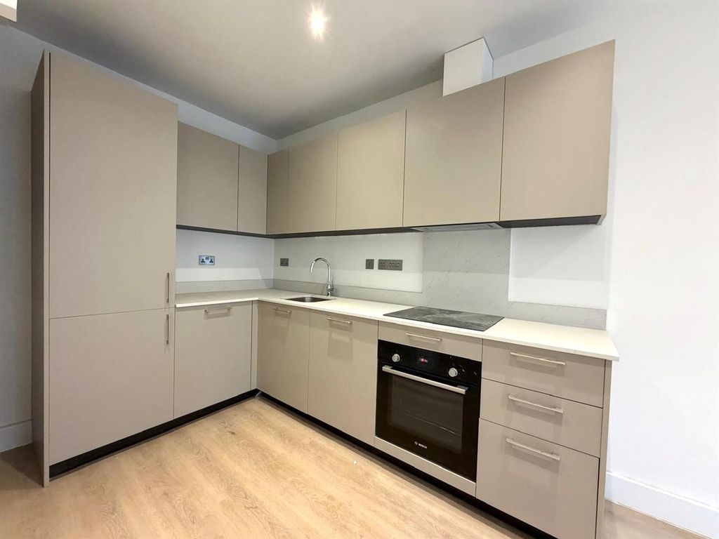 Property photo 3 of 12 Kitchen.Jpg