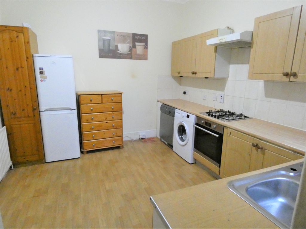 Property photo 3 of 29