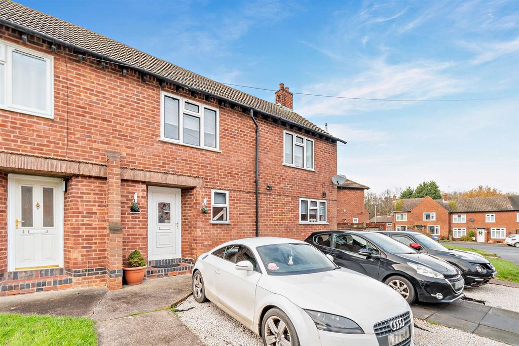 Property photo 1 of 13 8672670-Exterior07-800.Jpg