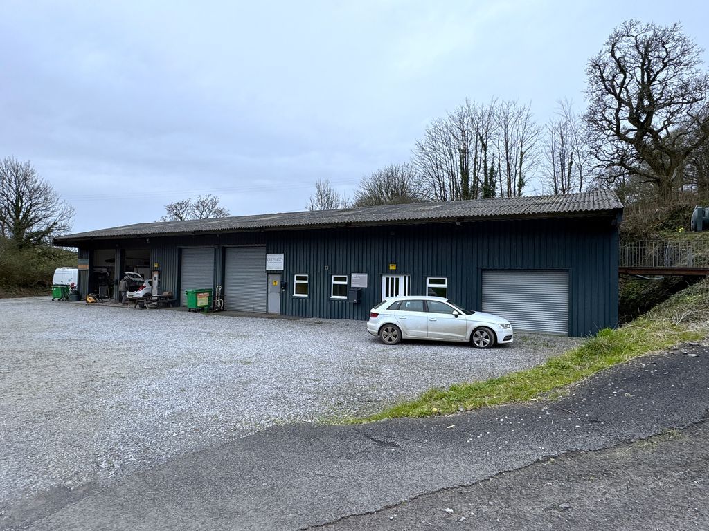 Property photo 1 of 15 Photo 16