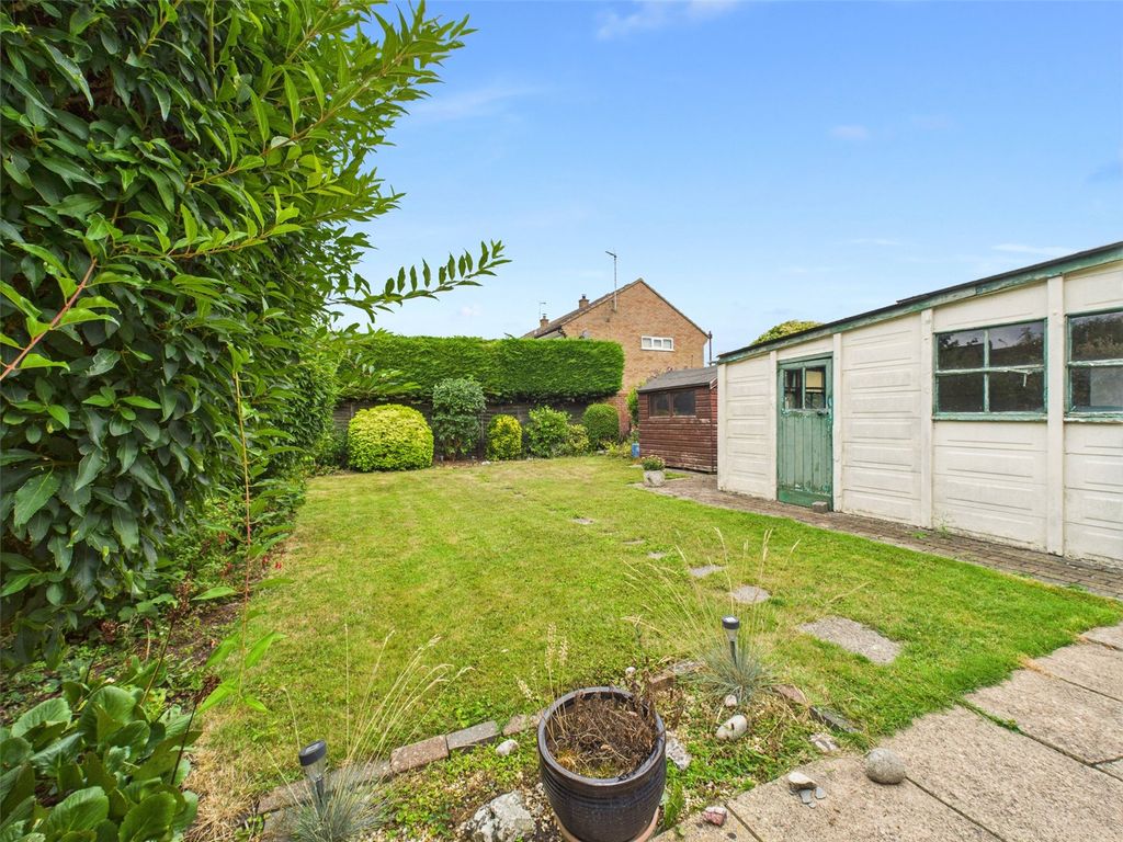 Property photo 2 of 13 Garden