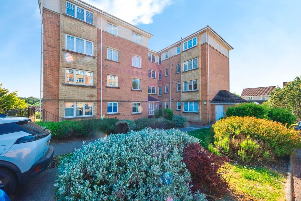 Additional image 15 of 3 bed flat for saleLindsay Gardens, Bathgate EH48