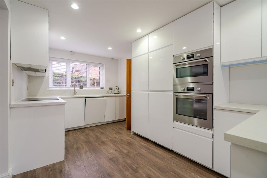 Property photo 3 of 31 Dsc07322.Jpg