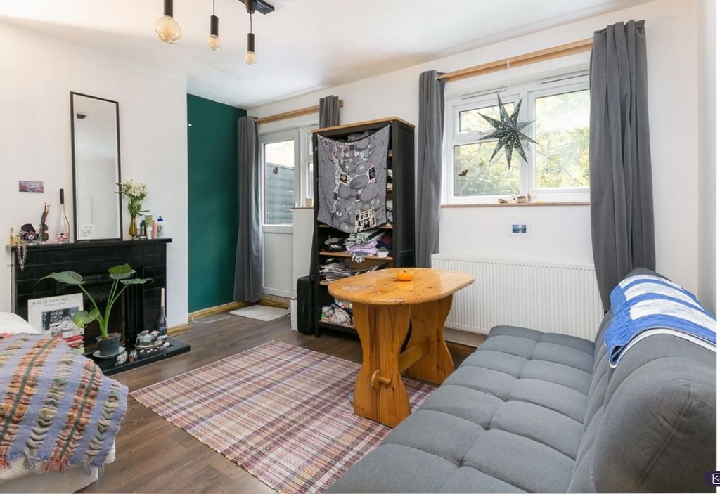 Property photo 2 of 14