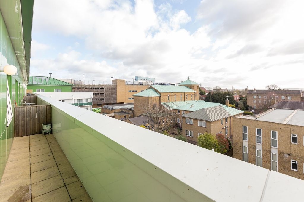 Property photo 3 of 9