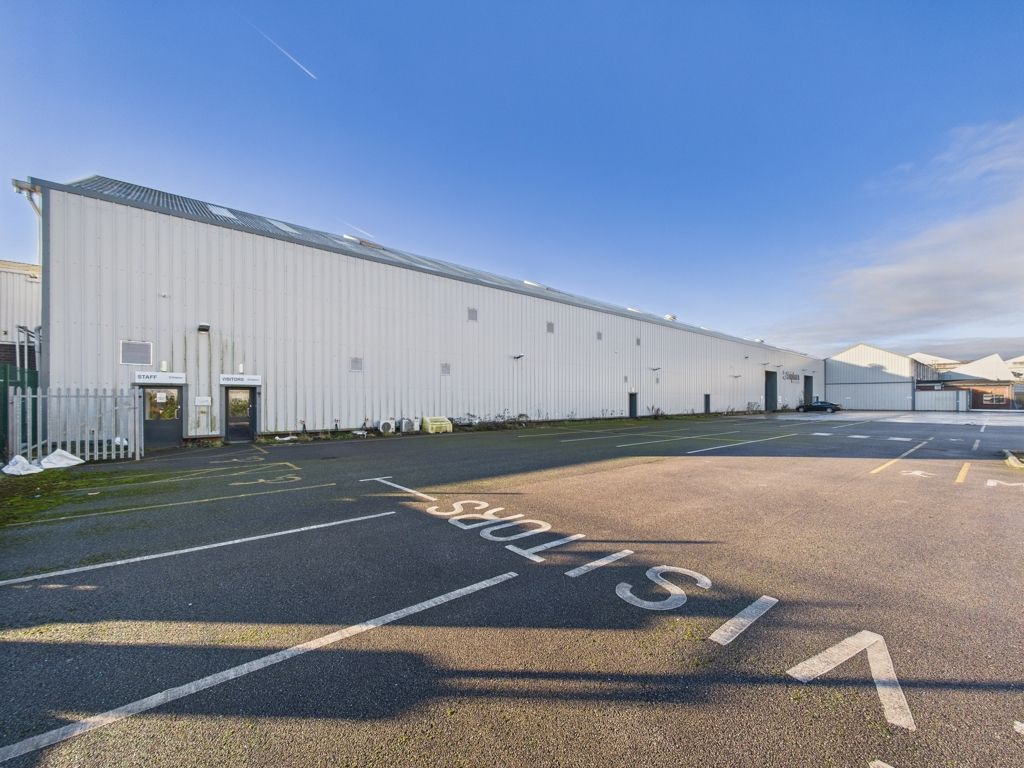 Property photo 2 of 11 Photo 12