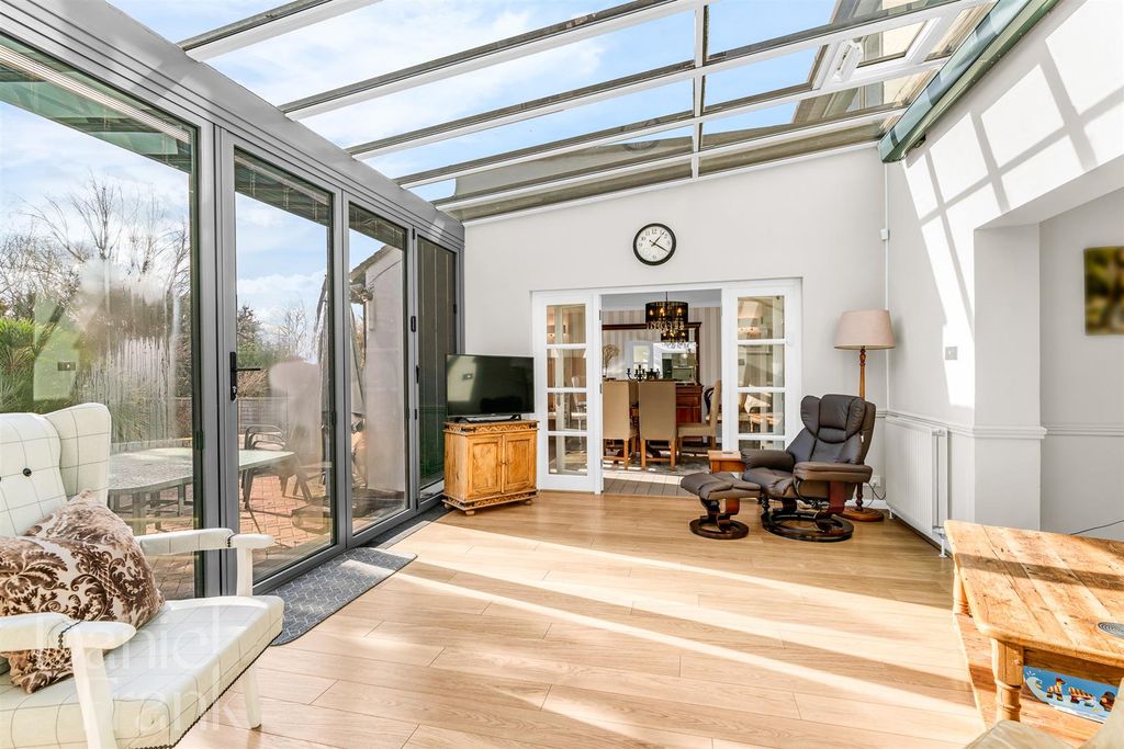 Additional image 4 of 5 bed detached house for saleTycehurst Hill, Loughton IG10