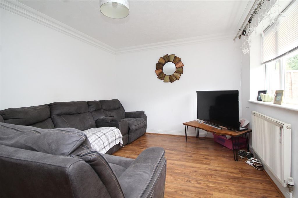 Property photo 2 of 12 Living Room .Jpg