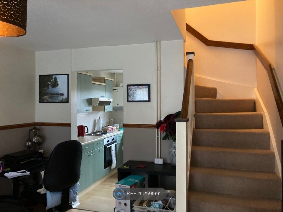 Property photo 3 of 7