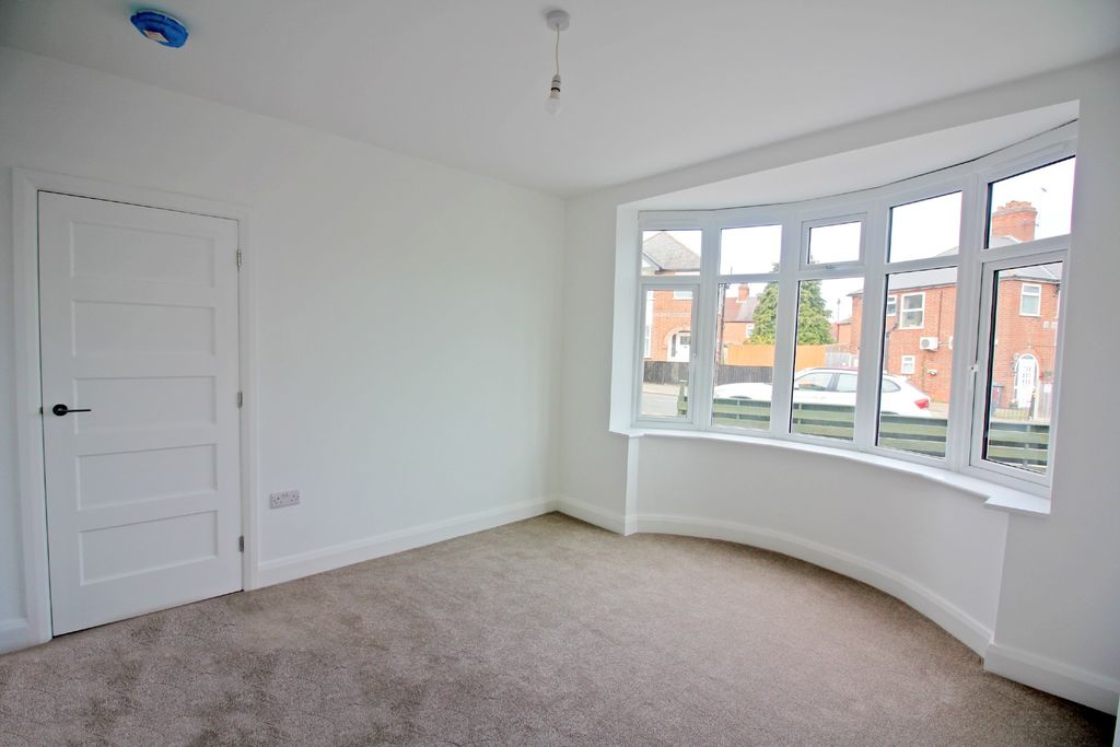 Property photo 3 of 22 Img_1120_