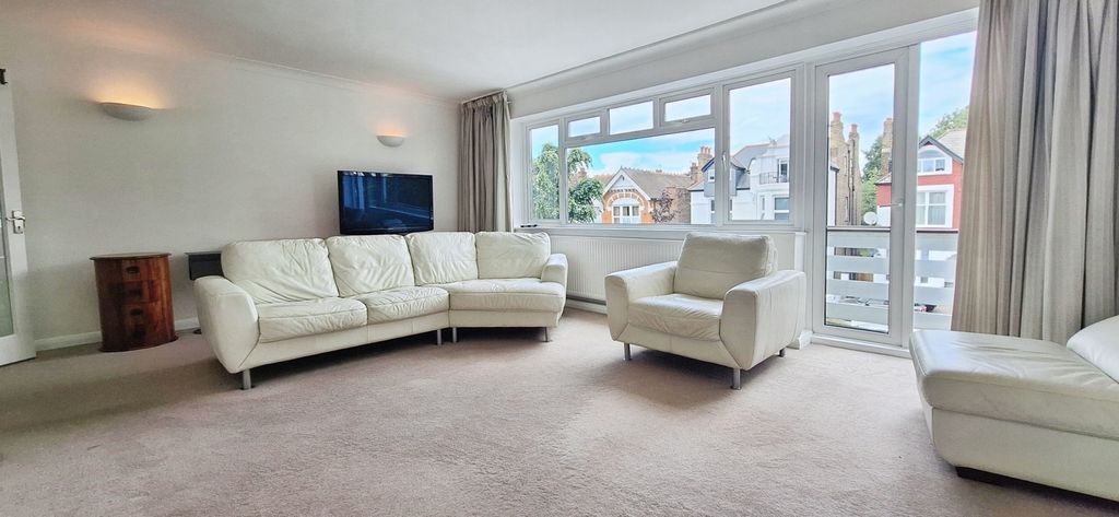 Property photo 2 of 17 Reception Room