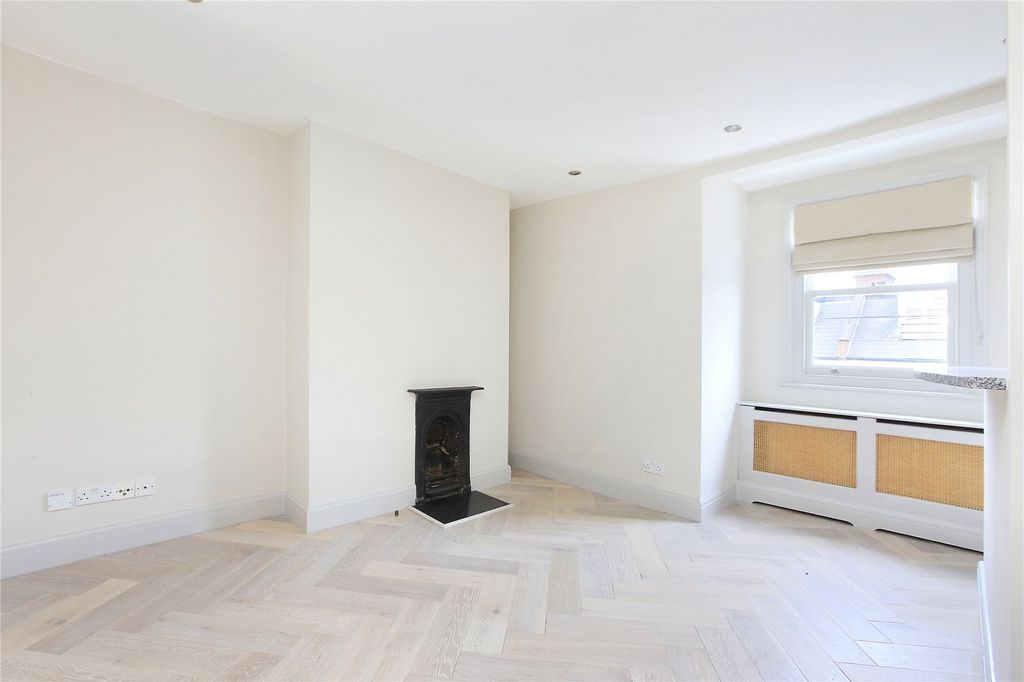 Property photo 3 of 6