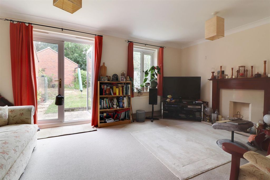 Property photo 3 of 16
