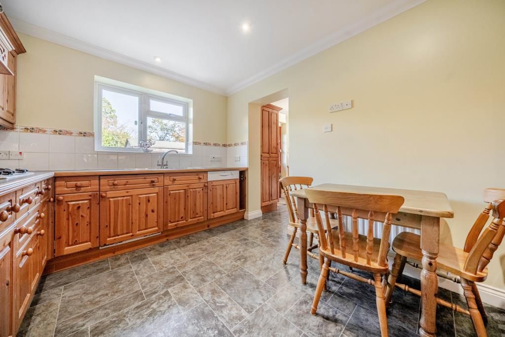 Property photo 3 of 21 Kitchen/Dining Area