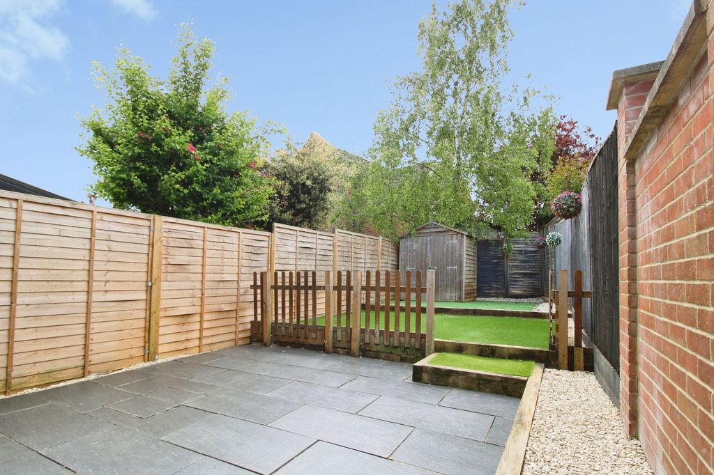 Property photo 2 of 16