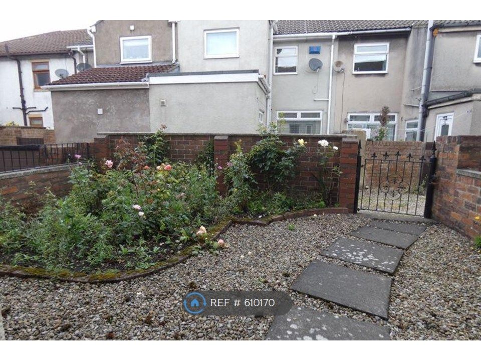 Property photo 3 of 14