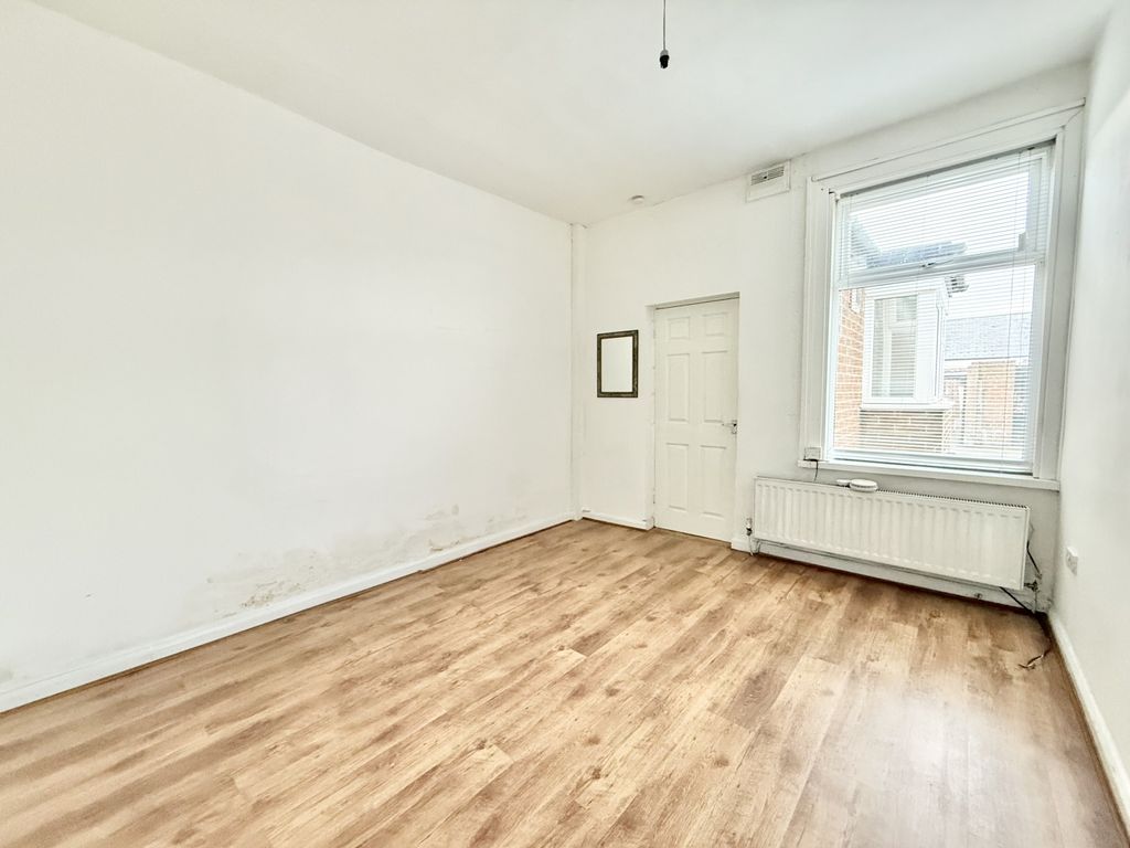 Property photo 2 of 9 Img_0743