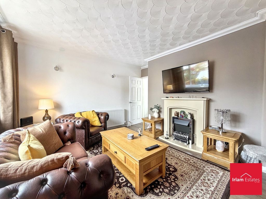 Property photo 2 of 29