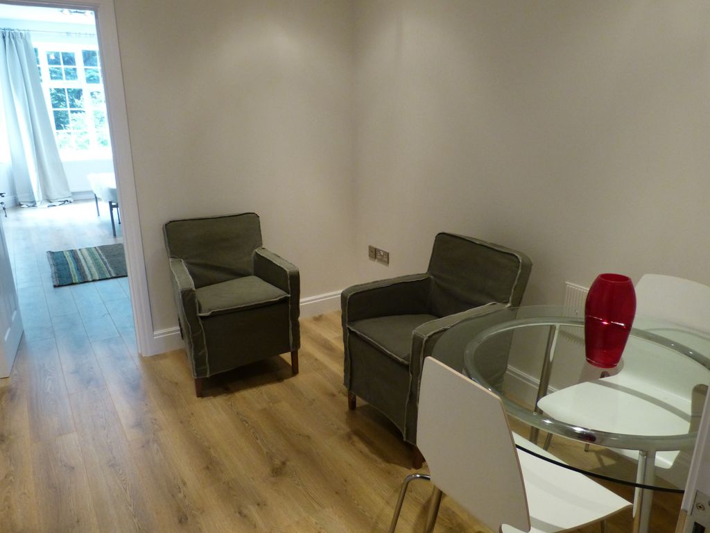 Property photo 2 of 7 Gallery