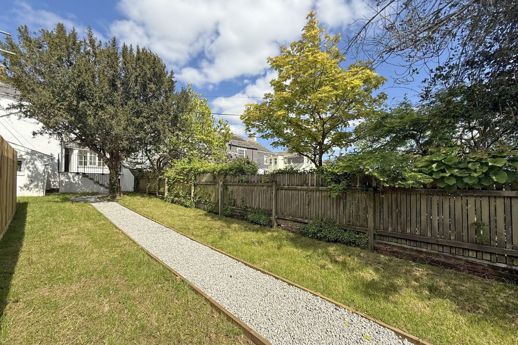 Property photo 1 of 16 Photo 1