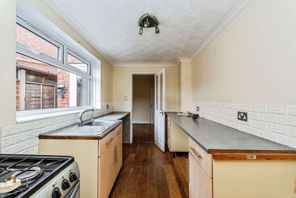 Property photo 2 of 17 Photo