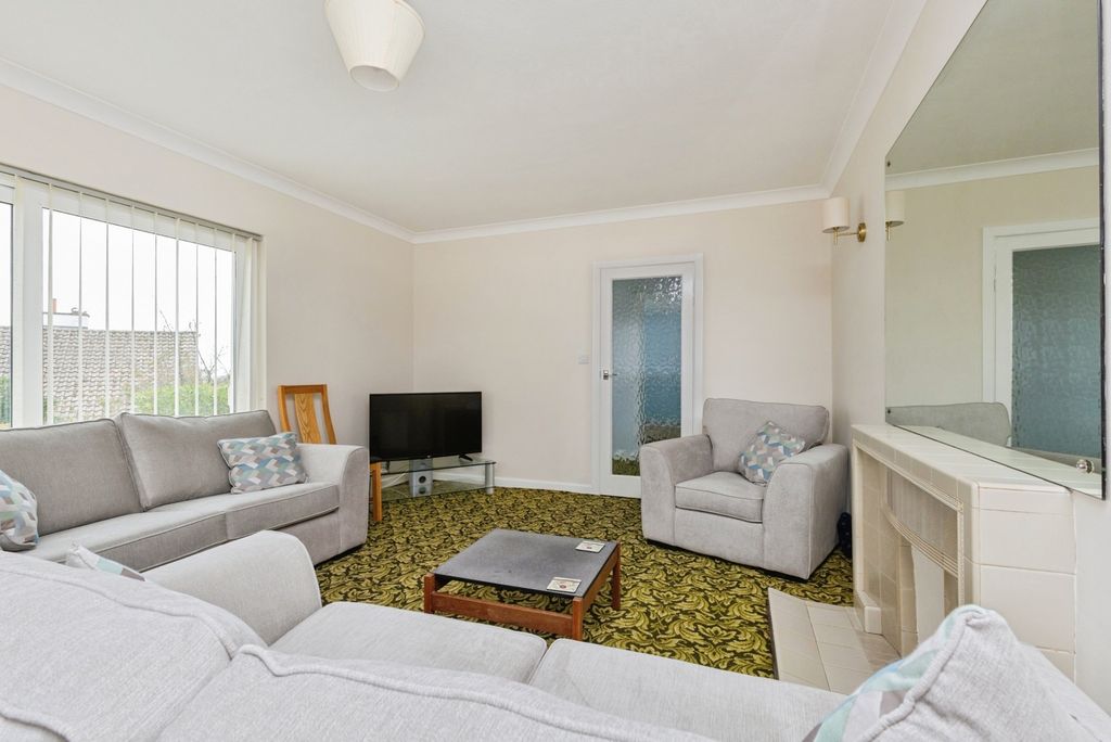 Property photo 3 of 25 Pbox-Img.Jpg