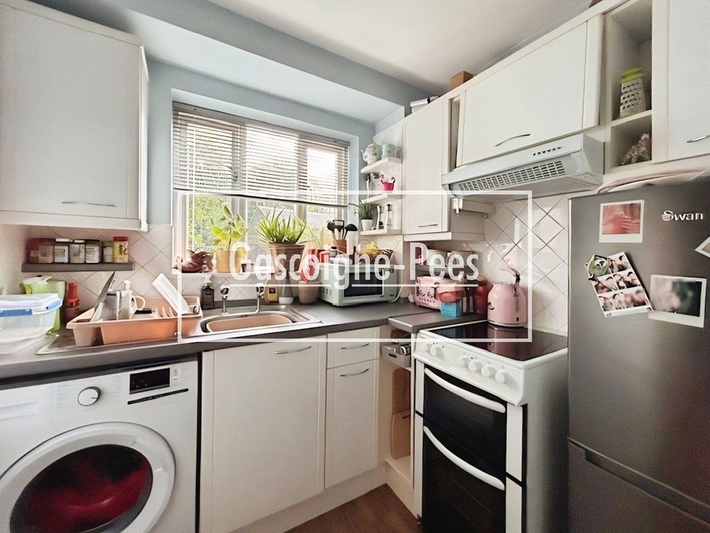 Property photo 3 of 6