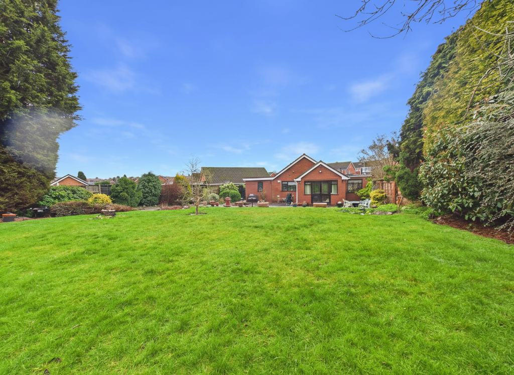 Property photo 2 of 30 Cam04425G0Pr0350Still027001