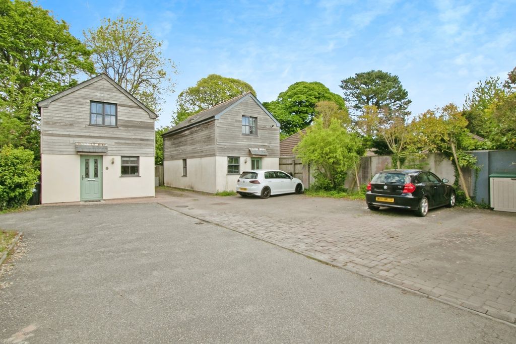 Property photo 1 of 17 Photo