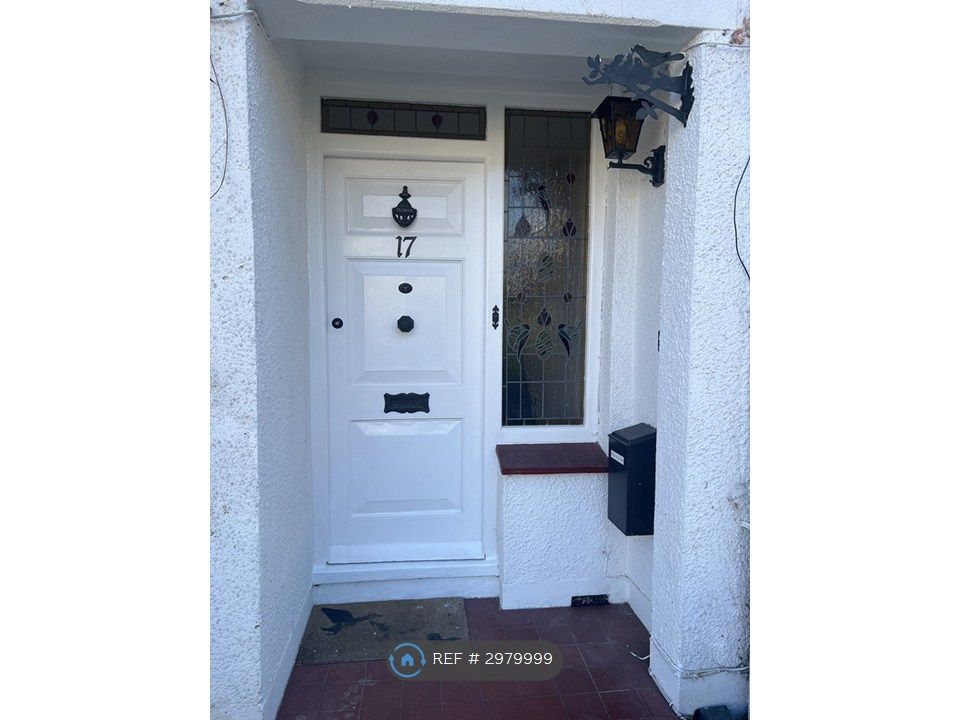 Property photo 2 of 26 Main Door