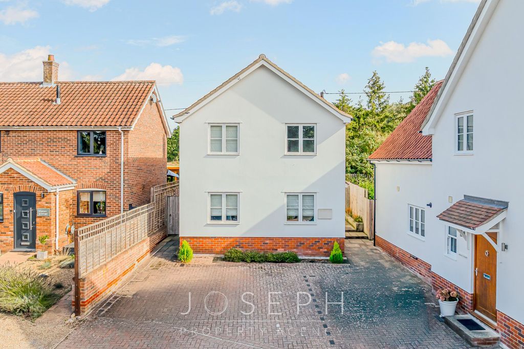 Property photo 1 of 30