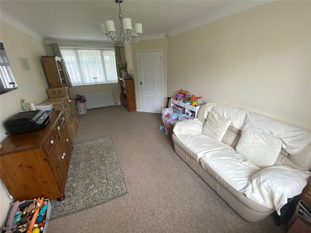 Property photo 3 of 18 Picture No. 28