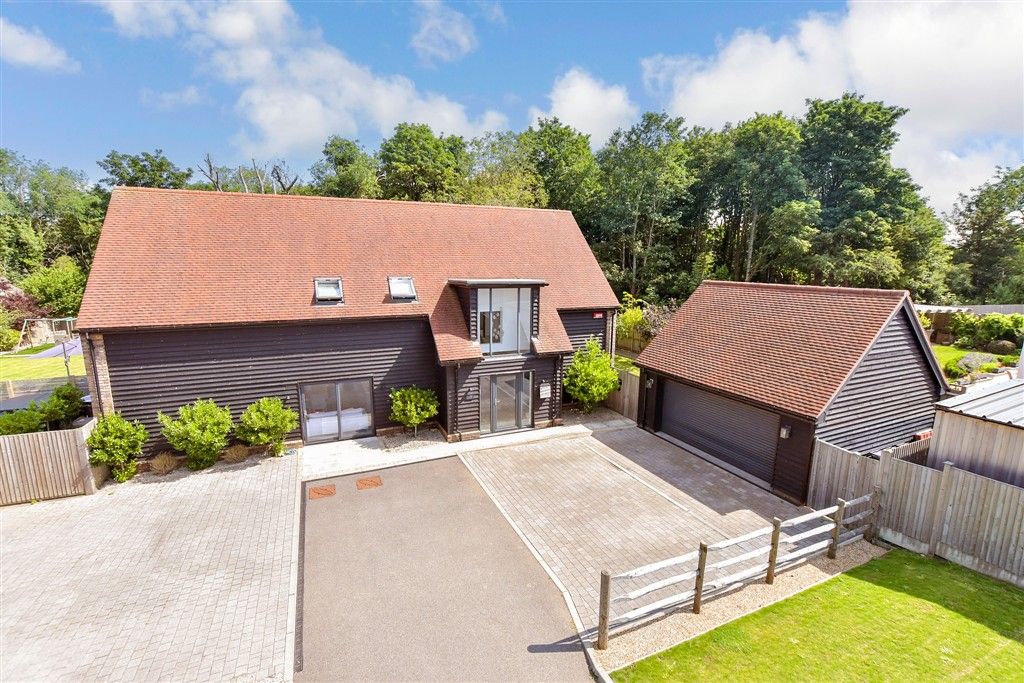 Property photo 1 of 16 External (Web)