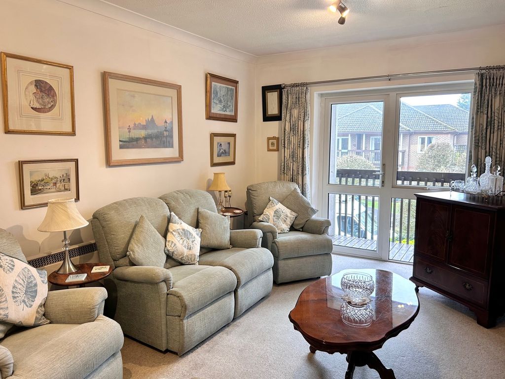 Property photo 2 of 15