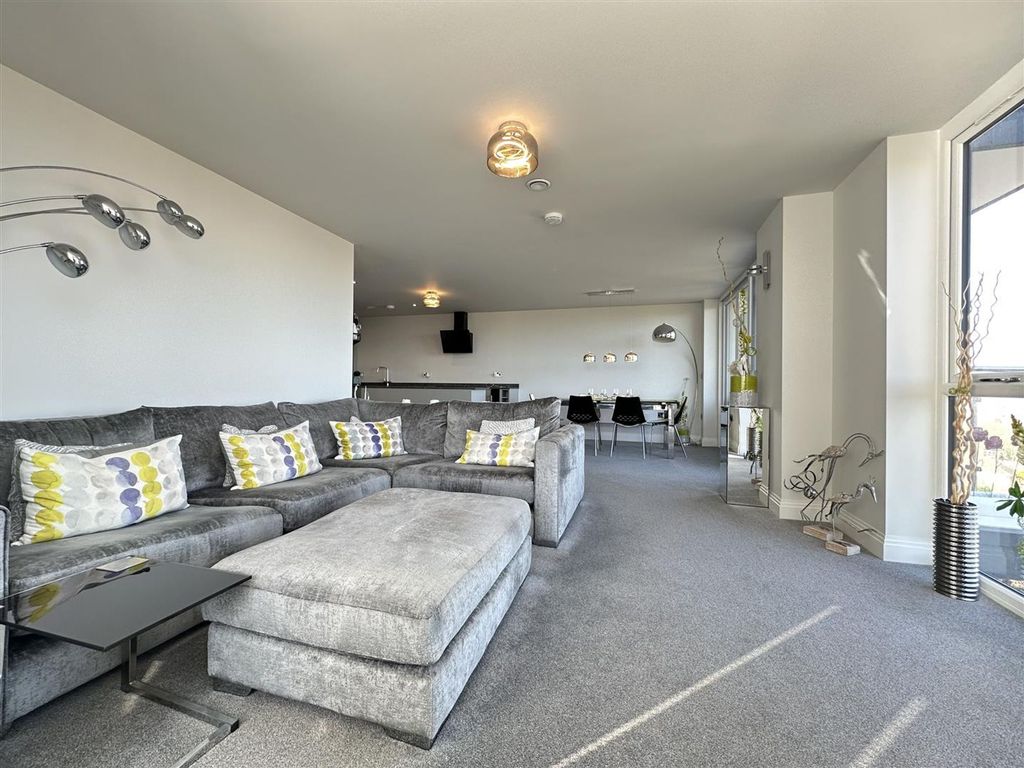 Property photo 3 of 23 Img_8937.Jpeg