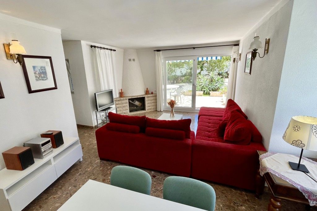 Property photo 2 of 10