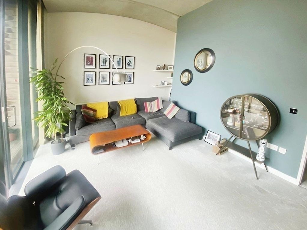 Property photo 2 of 11 Picture No. 08