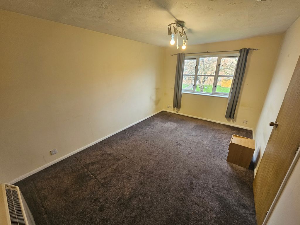 Property photo 2 of 6