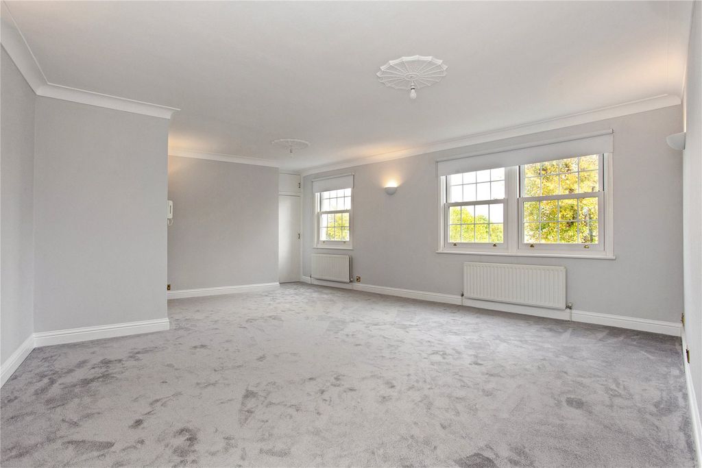 Property photo 2 of 22 Picture No. 06