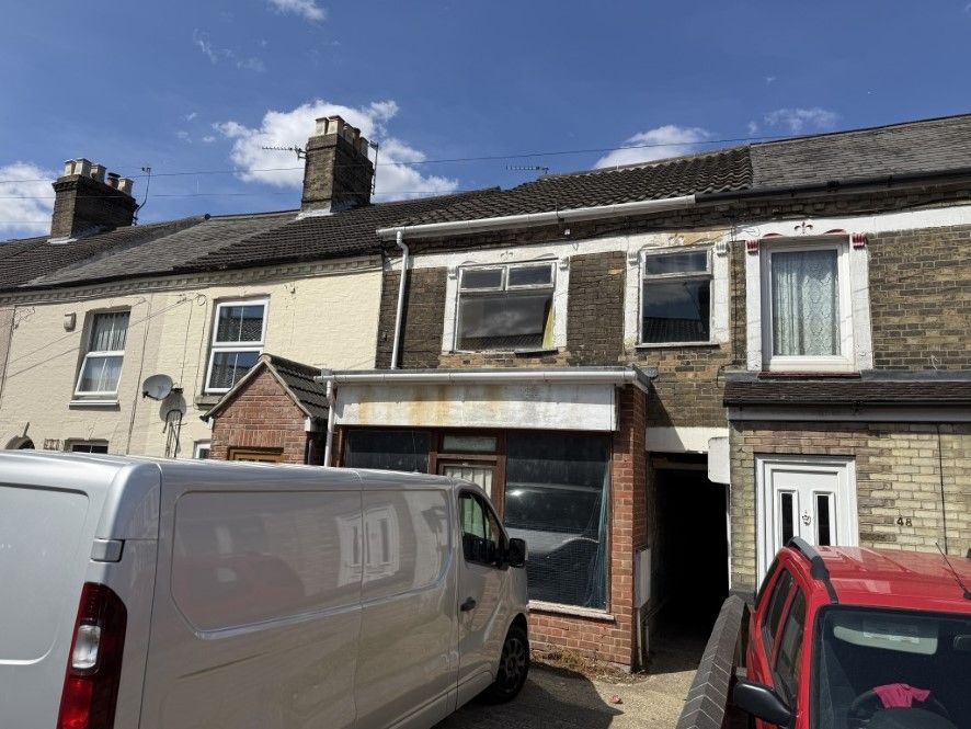 Property photo 1 of 11