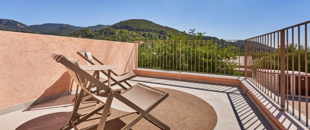 Property photo 1 of 20 A11-Voltor-Esporles-Terrace-July2025-Min.Jpg