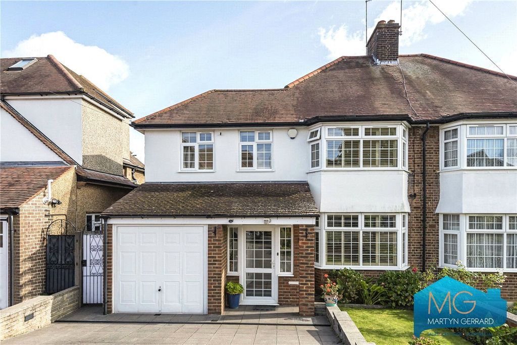 Property photo 1 of 33 Picture No. 21