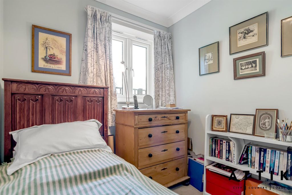 Additional image 23 of 2 bed flat for saleThe Limes, London Road, Halesworth IP19