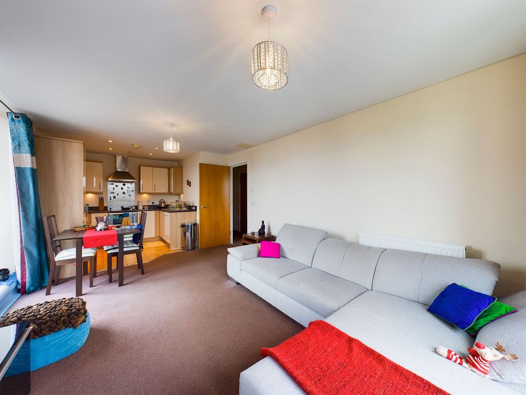 Property photo 2 of 7