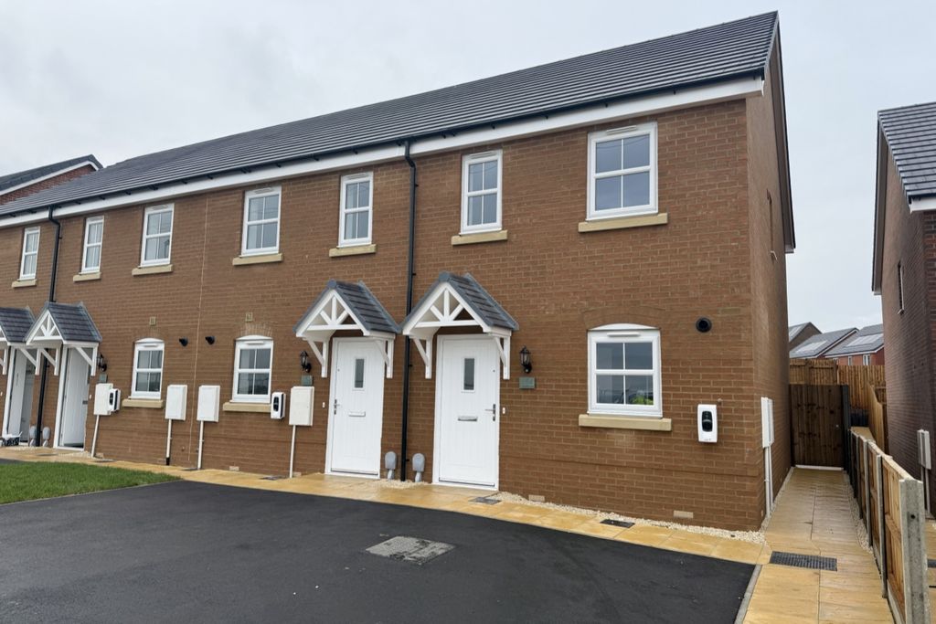 Property photo 1 of 11 Img_1097