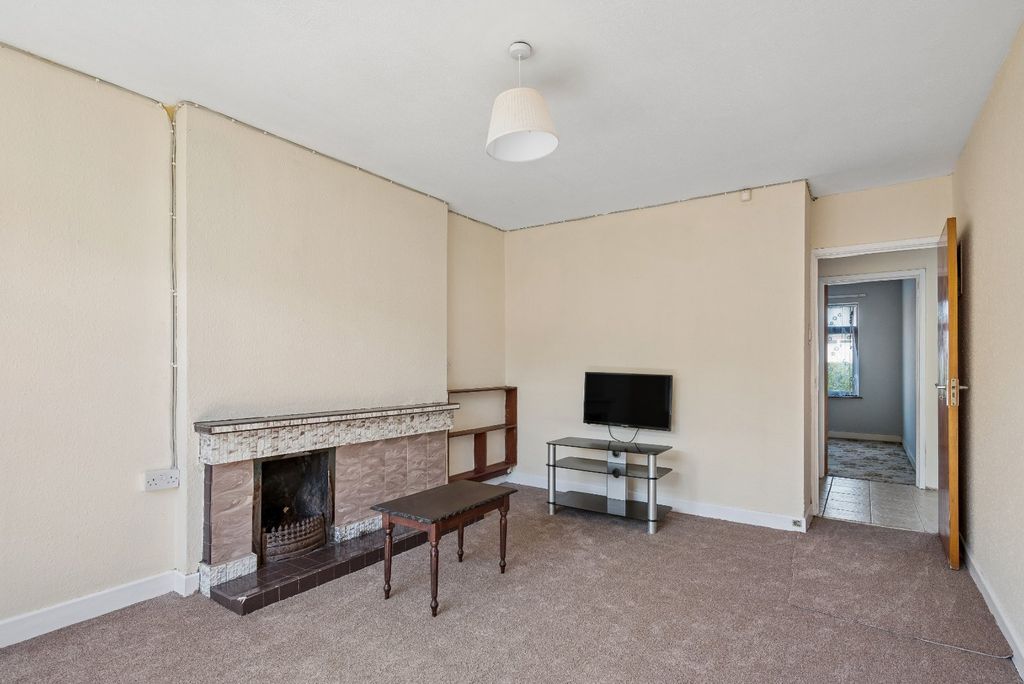 Property photo 3 of 19 Picture No. 31