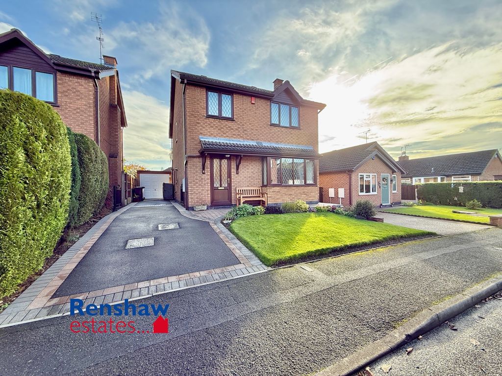 Property photo 2 of 18 F