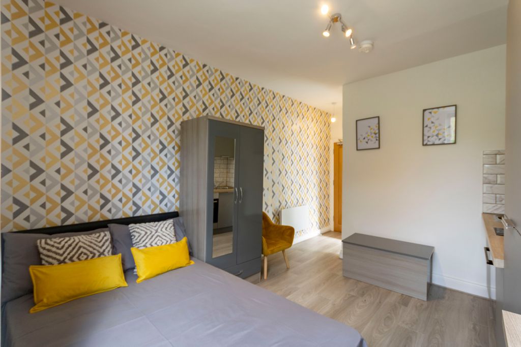 Property photo 3 of 5 Img_7497_1