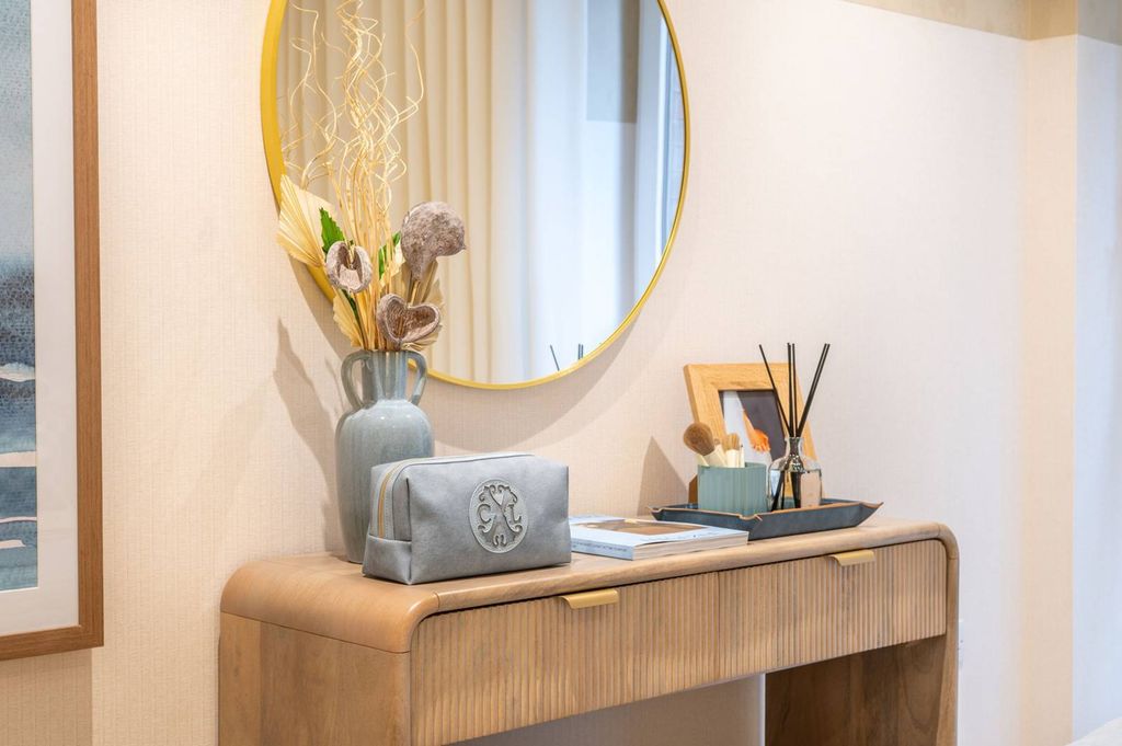 Property photo 1 of 30