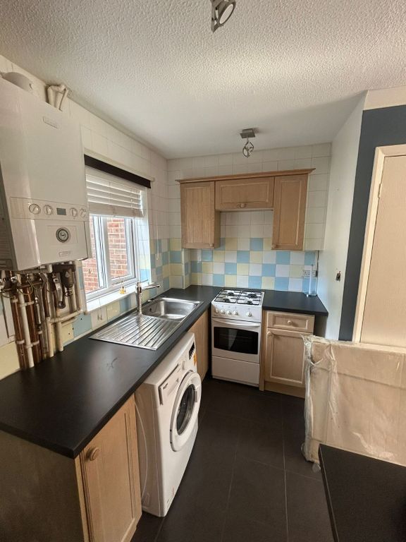 Property photo 3 of 9 Picture No. 28